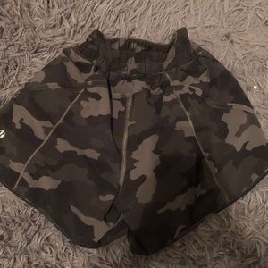 lululemon shorts! like brand new! no rips or anything!
